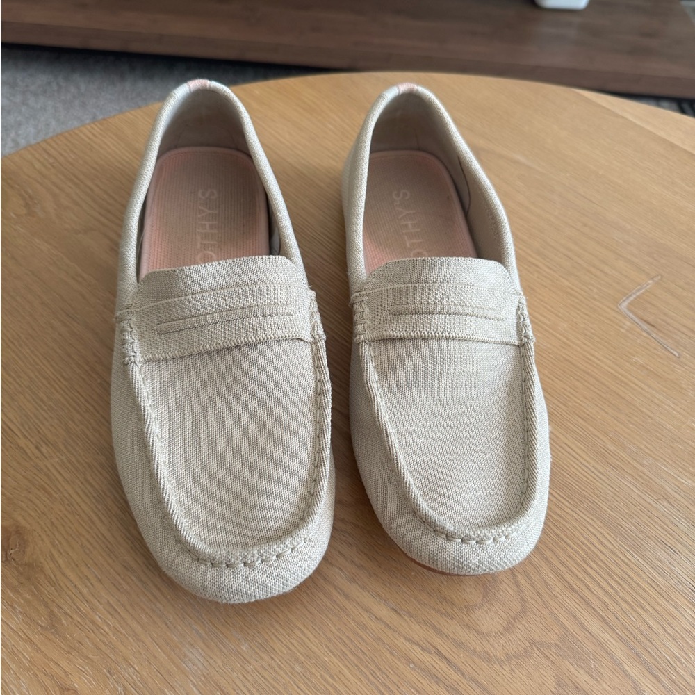 Rothy's Cream Flats Versatile Slip-Ons